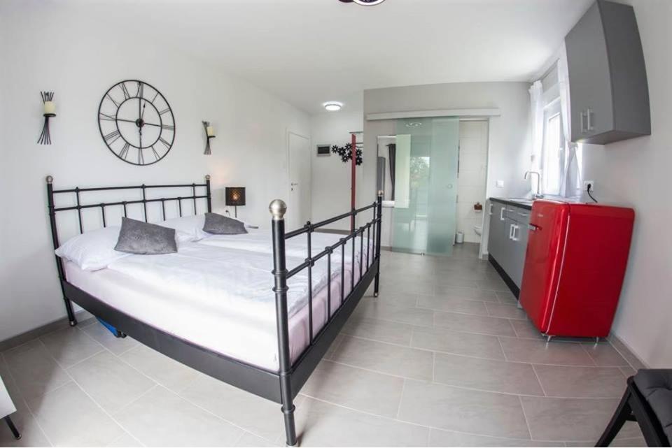 Apartments Mojeljeto 파자나 외부 사진