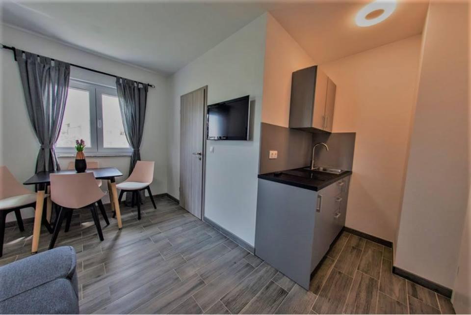 Apartments Mojeljeto 파자나 외부 사진