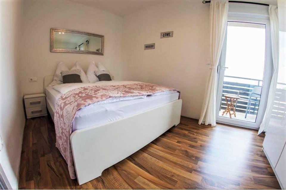 Apartments Mojeljeto 파자나 외부 사진
